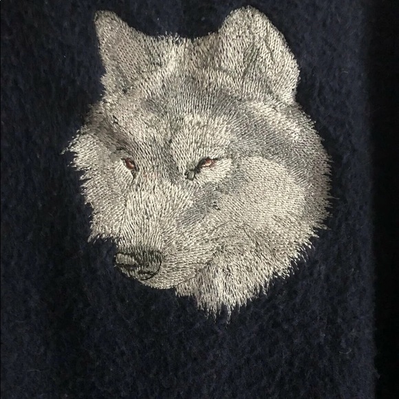 Vintage navy blue wolf embroidered fleece pullover - Picture 3 of 10